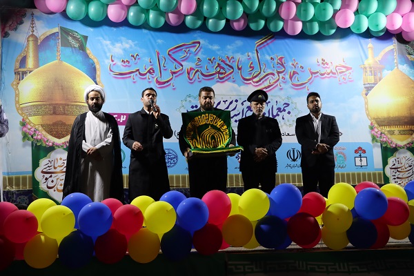 برگزاری جشن بزرگ دهه کرامت همراه با مراسم پرچم گردانی حرم امام رضا (ع)