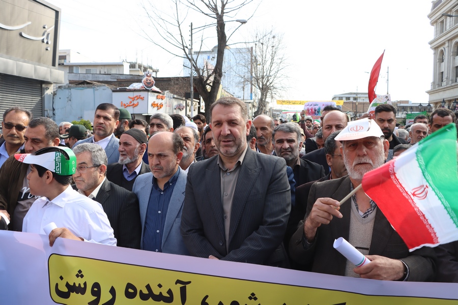 راهپیمایی پرشور ۲۲ بهمن در قائم‌شهر