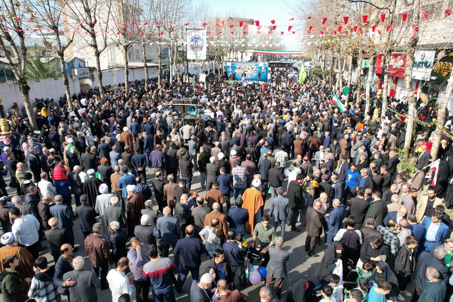 راهپیمایی پرشور ۲۲ بهمن در قائم‌شهر