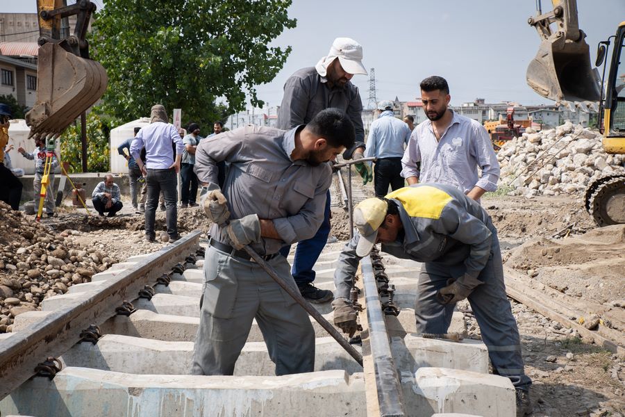 احداث مسیر عابر پیاده زیرگذر دخانیات