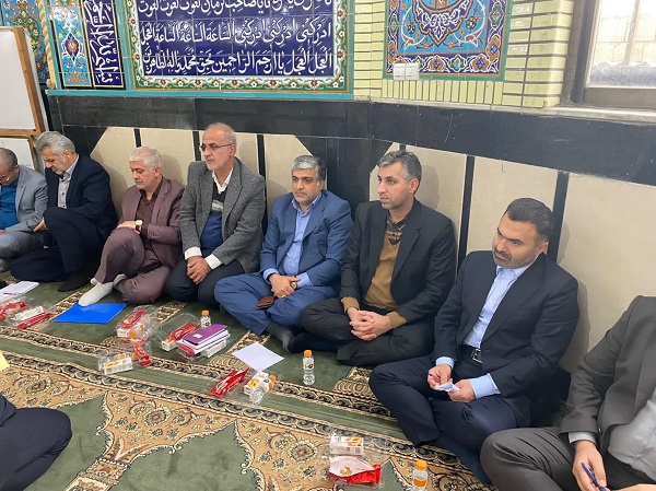 دیدار مردمی مسئولین استانی و شهرستانی در مسجد جامع کوچکسرا
