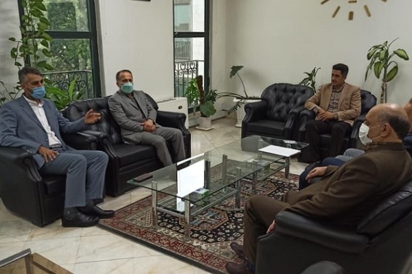 نشست صمیمی مهندس کاظم علیپور شهردار قائم شهر  با حضور مدیر عامل بانک سپه استان و مدیریت شعب  بانک سپه شهرستان