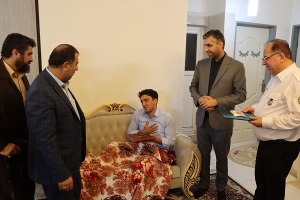 تجلیل از آتش نشانان فداکار شهرداری قائمشهر