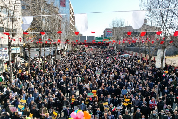 حضور پرشور و تاریخی مردم و مسئولین قائم شهر در راهپیمایی یوم الله 22 بهمن ماه 1401