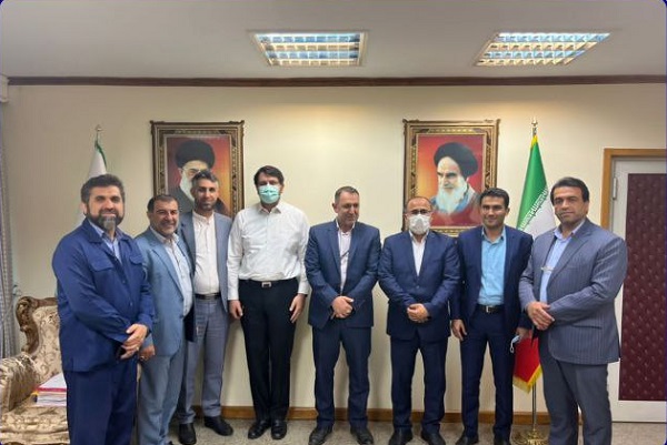 جلسه با دکتر بذرپاش رئیس دیوان محاسبات کشور جهت حفظ کارخانه نساجی شماره یک