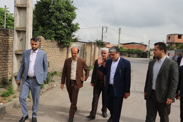 بازدید آقای مولایی قرا فرماندار، مهندس کاظم علیپور شهردار، مهندس احمدی مدیرکل بحران و مهندس مهدی زاده معاونت فنی و عمرانی شهرداری قائم شهر از کوچکسرا