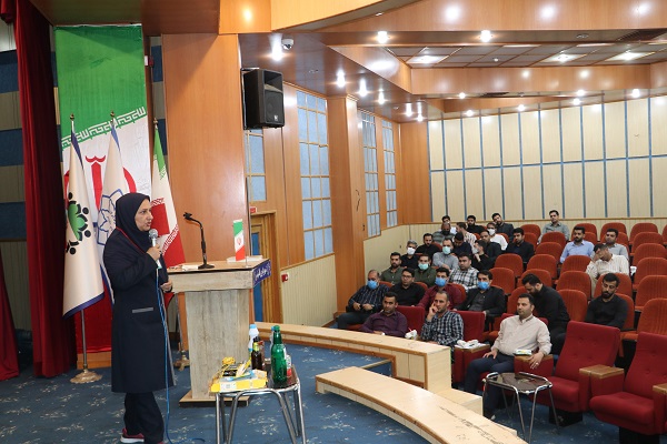 برگزاری کلاس آموزشی با محوریت تفکیک زباله از مبدا